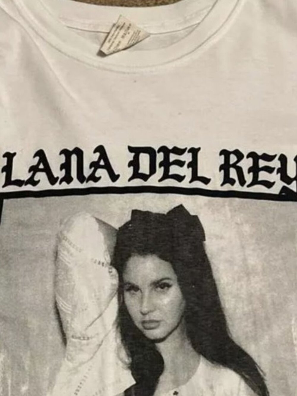 Vintage Inspired Tunnel Ocean Blvd Graphic Tee, Retro Music Fan Shirt - Picture 2 of 4